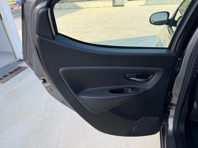 LANCIA Ypsilon Platinum automatica tettuccio apribile