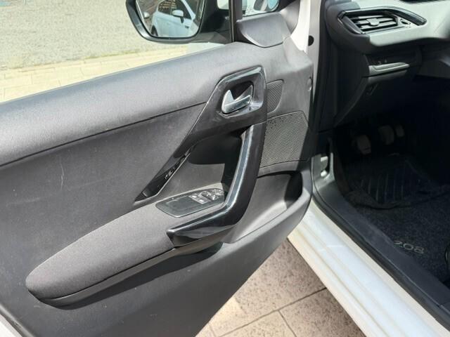 Peugeot 208 1.2 VTi 82 CV 5 porte Active