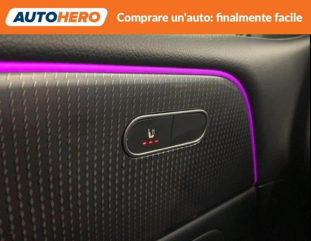 MERCEDES-BENZ GLB 200 d Automatic Sport