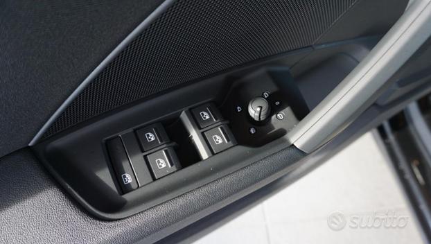 AUDI A3 SPB 35 TDI S tronic Business Advanced