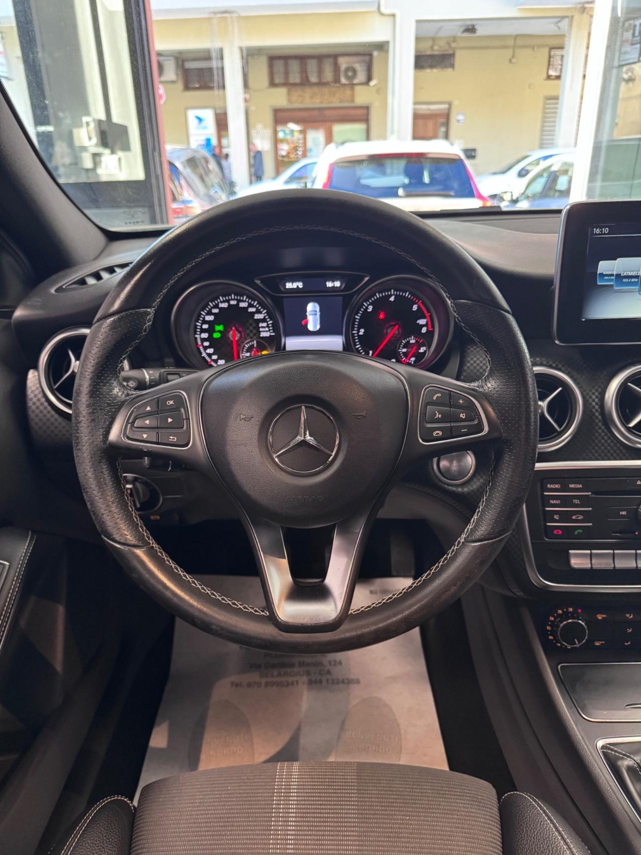 Mercedes-benz A 180 d 110 Cv Sport Finanziabile