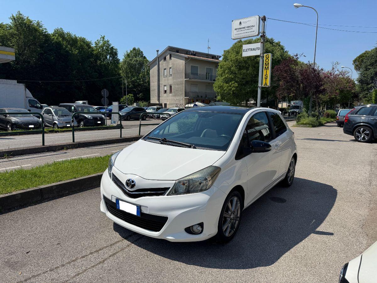 TOYOTA - Yaris - 1.3 3 porte Lounge TAGLIANDI CERTIFICATI