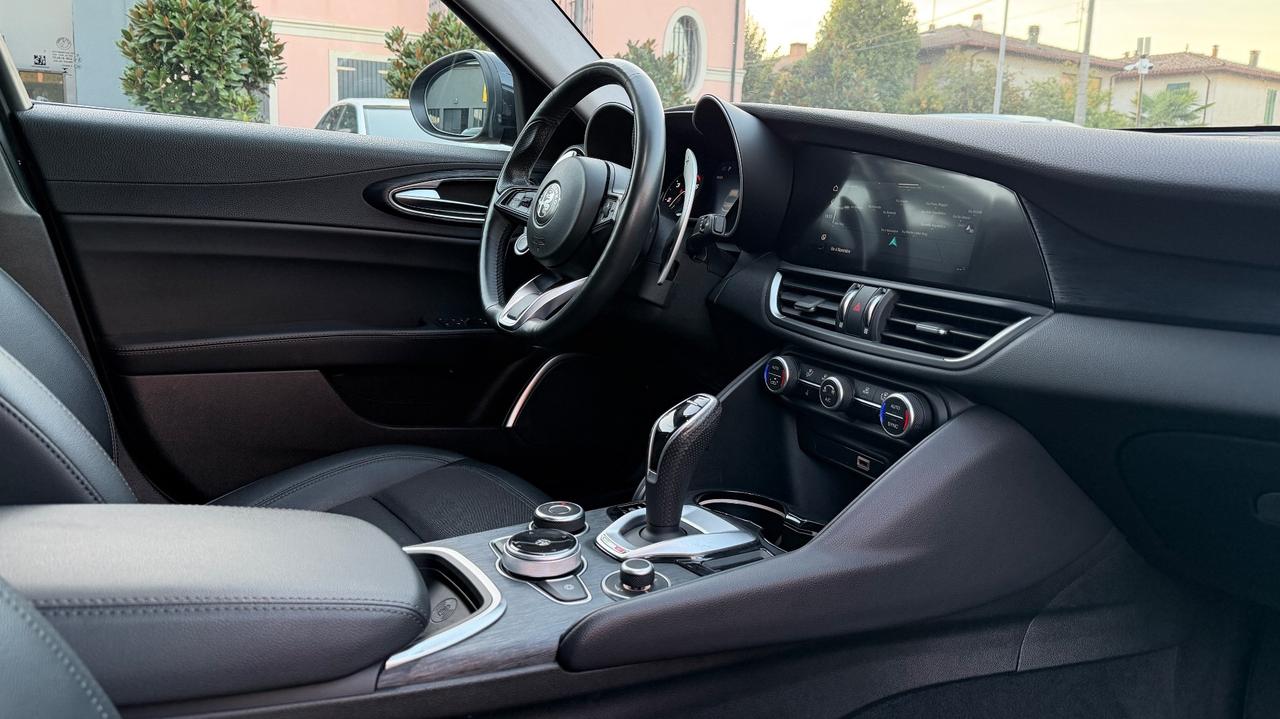 ALFA ROMEO GIULIA 2.2 SUPER AT8 190CV - FULL LED, PELLE, SEDILI RISCALDATI