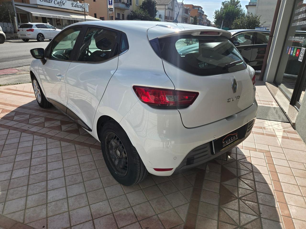 Renault Clio 1.2 16V 75CV Zen #50748