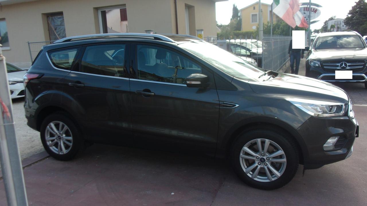 Ford Kuga 2.0 TDCI 120 CV S&S 2WD Business