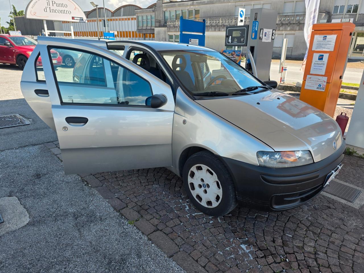 Fiat Punto 1.2i cat 5 porte SX com 304.000km Neopatentati ok