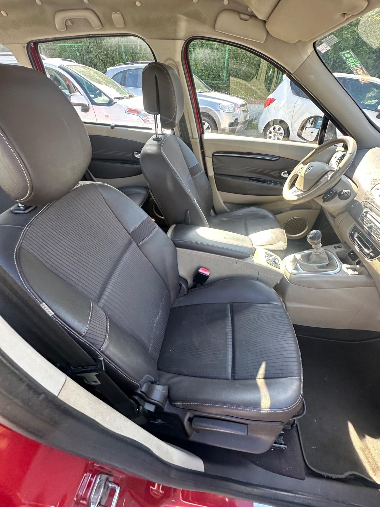 Renault Scenic Scénic X-Mod 1.5 dCi 110CV Luxe