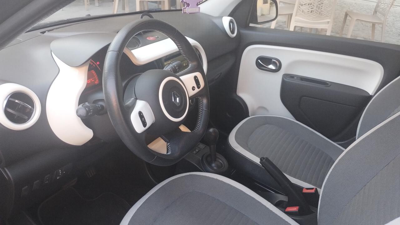 Renault Twingo SCe EDC Lovely