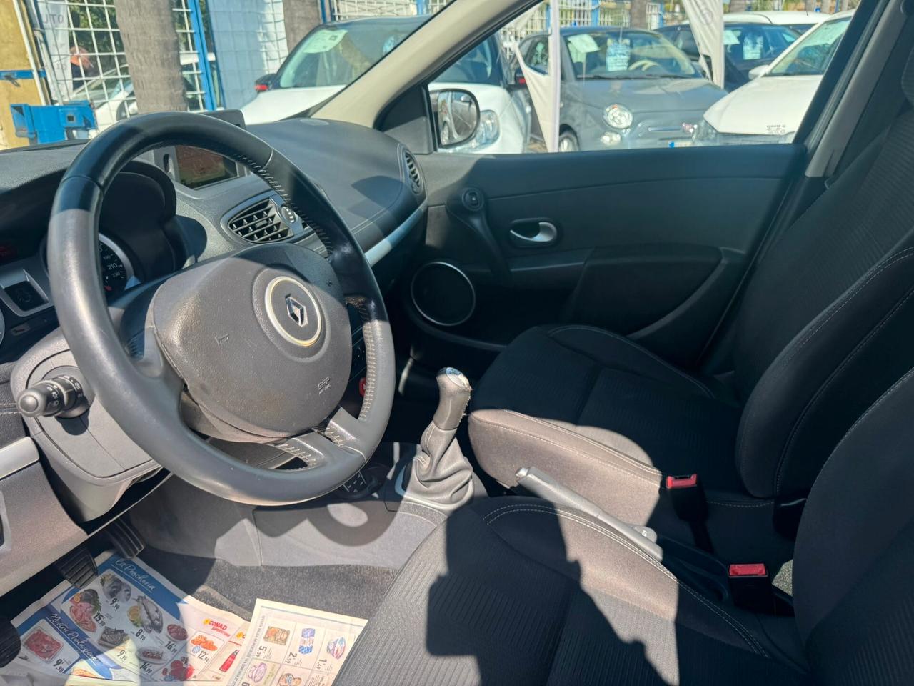 Renault Clio 1.5 DCI 75CV 5P 20TH DYNAMICQUE