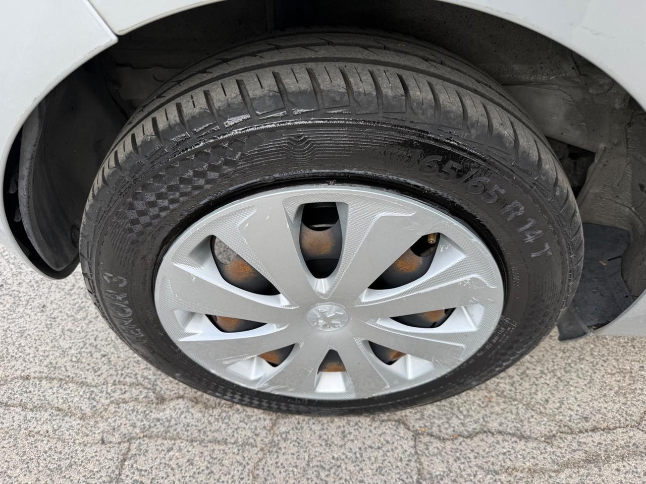 Peugeot 108 VTi 72 5 porte Allure TOP!