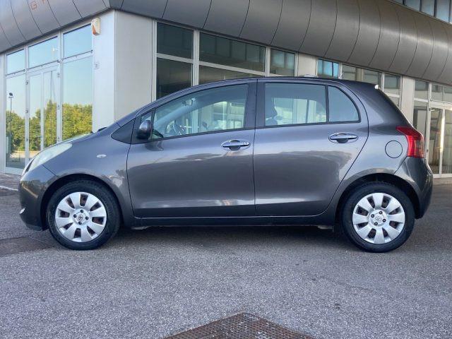 TOYOTA Yaris 1.0 5P.