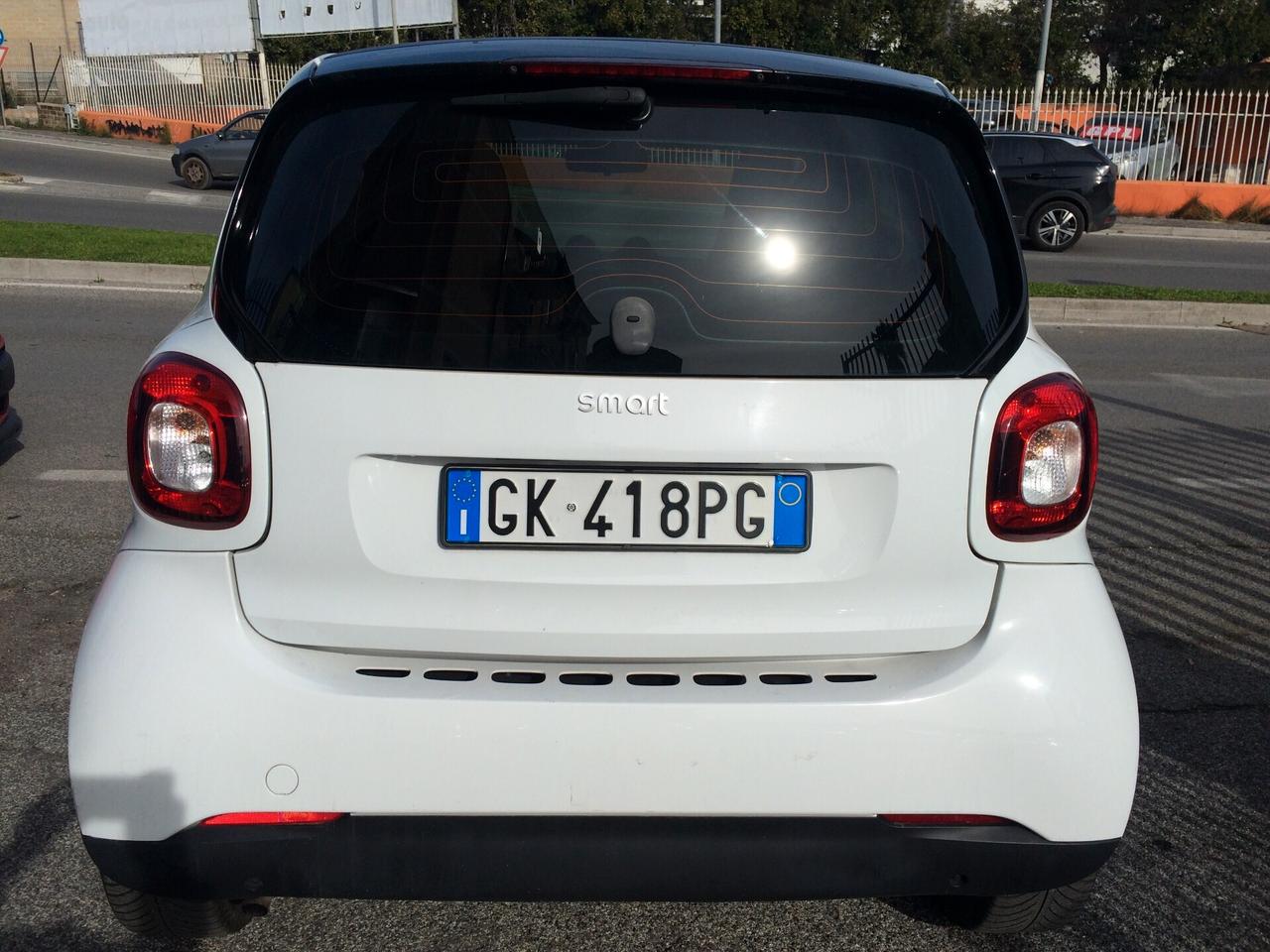 2016 Smart ForTwo 70 1.0 Prime tagliandata per neo patentati!con garanzia 12 mesi !!