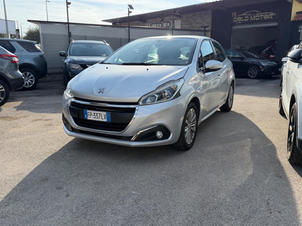 Peugeot 208 PureTech 82 5 porte Allure