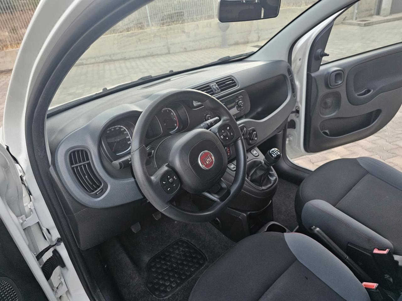 FIAT PANDA 1.2 BENZ. 05/2019