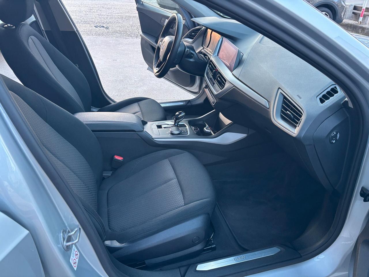 Bmw 116d Advantage AUTOMATICA - 07-2021