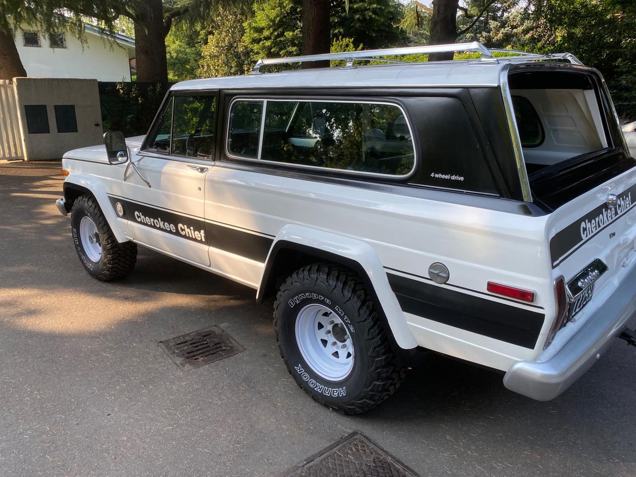 Jeep Cherokee chieff