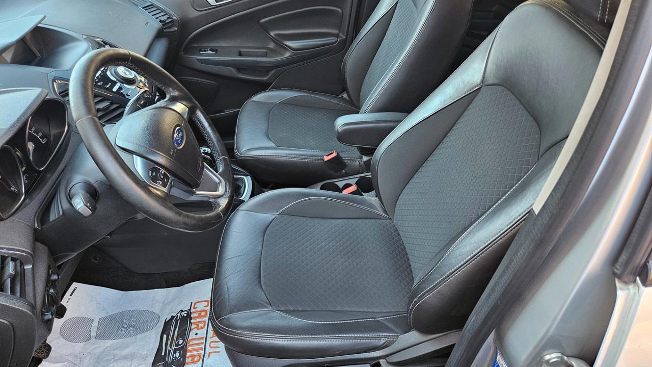 Ford EcoSport 1.5 tdci Titanium 95cv E6 NAVY- BI-COLOR