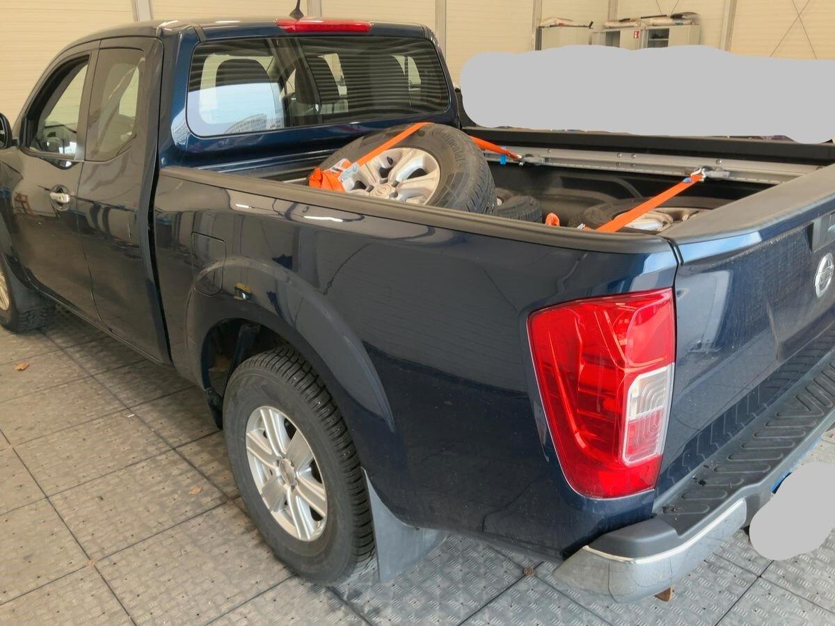 Nissan Navara 2.3 dCi 4WD King Cab Acenta