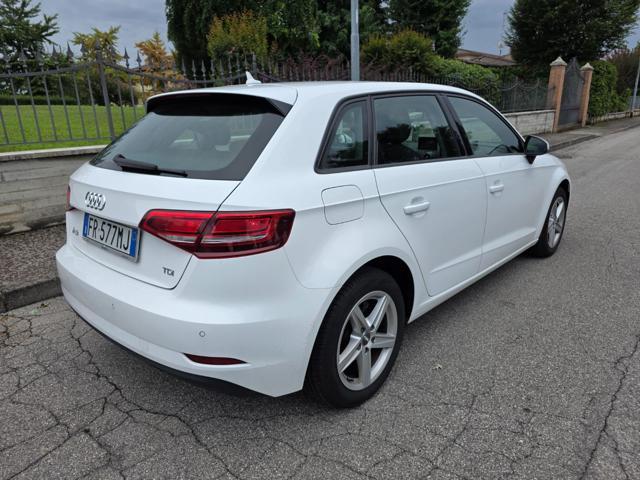 AUDI A3 SPB 1.6 TDI 116 CV Business