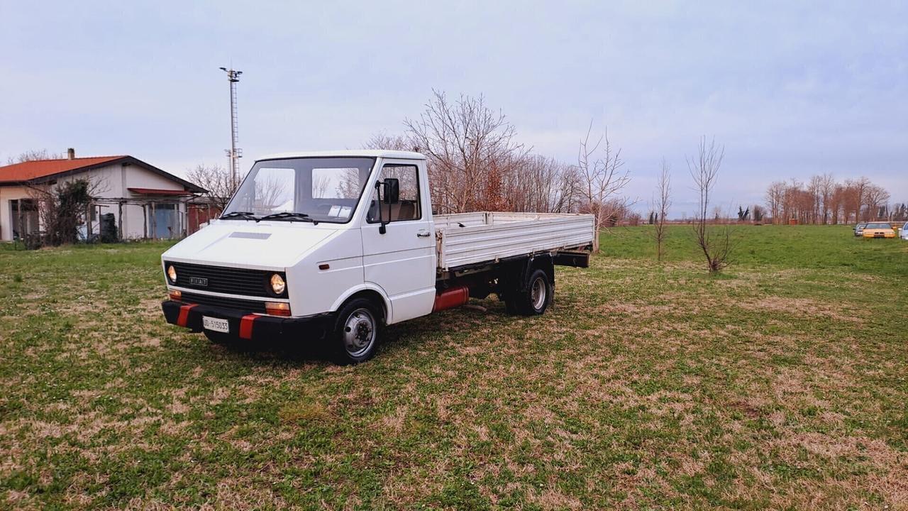 Iveco/fiat 35/8 PORTATA 1640 KG Patente B