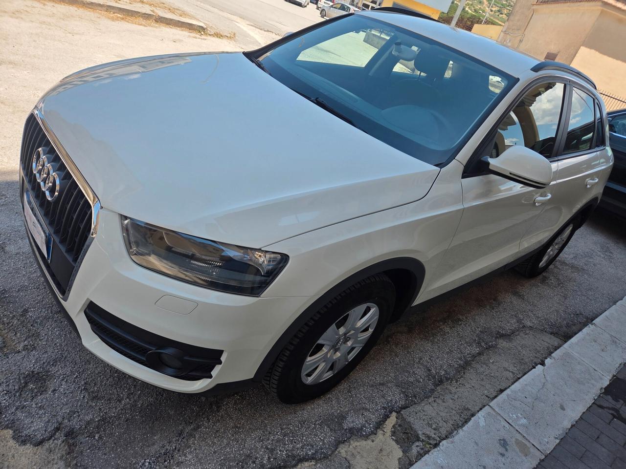 AUDI Q3 2.0 TDI 140 CV ANNO 2012 KM CERTIFICATI