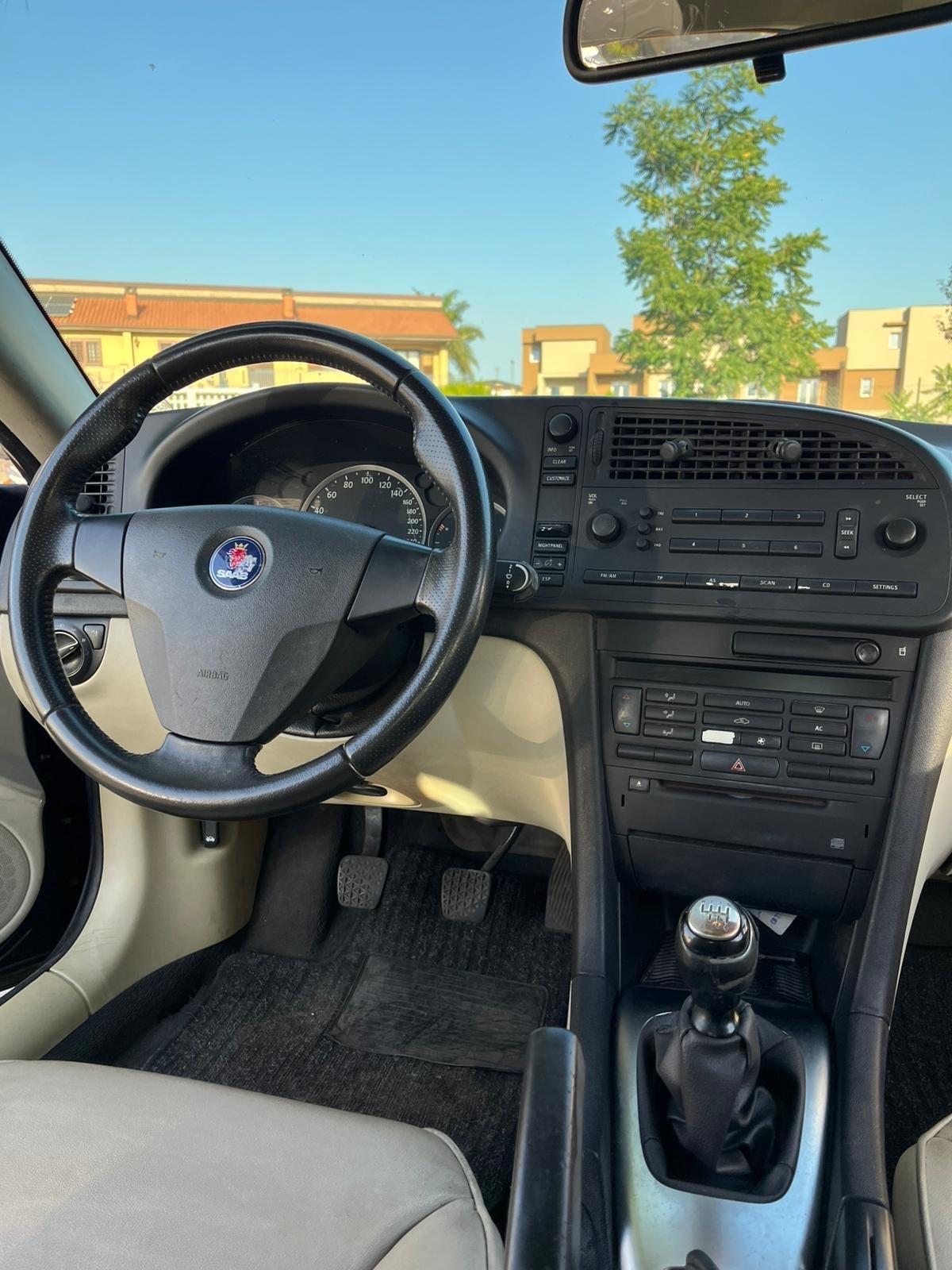 Saab 9-3 Cabriolet 1.9 TiD 16V DPF Vector