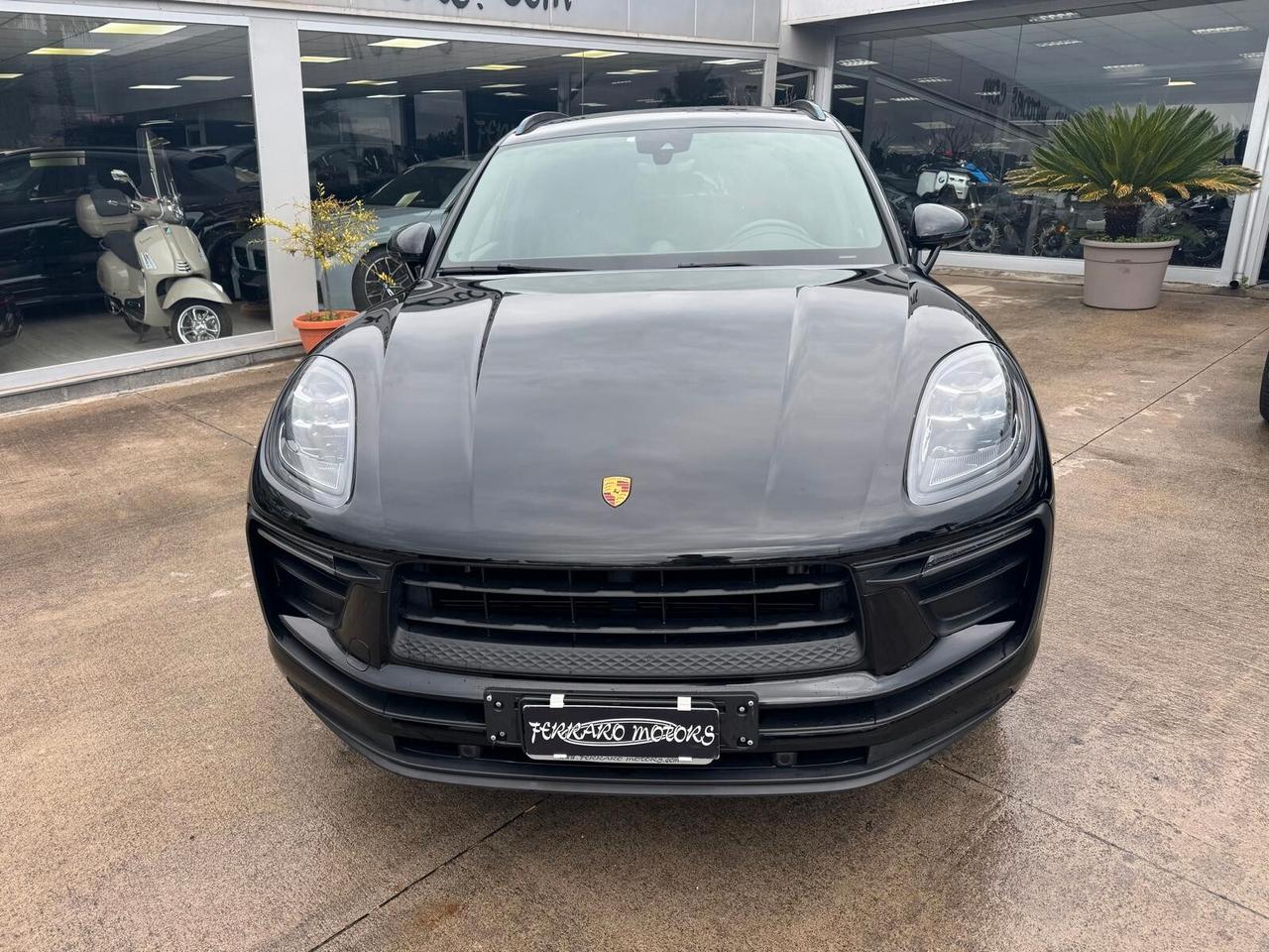 Porsche Macan 2.0 T SOLO 16000KM A SOLI 699 EURO AL MESE