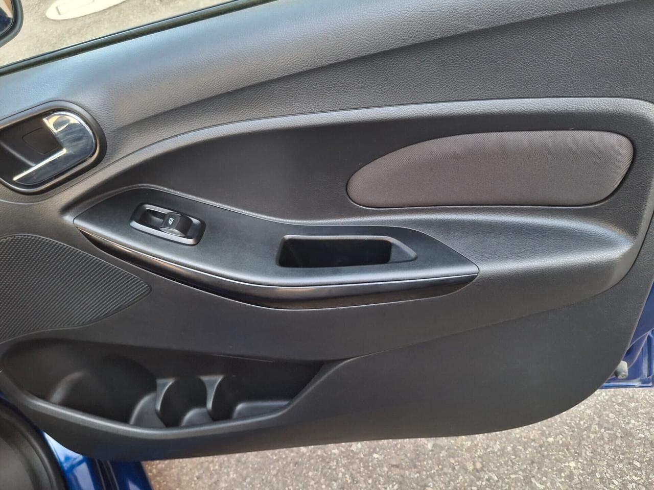 Ford Ka 1.2 Ti-VCT 85CV Ultimate KA PLUS 5 PORTI