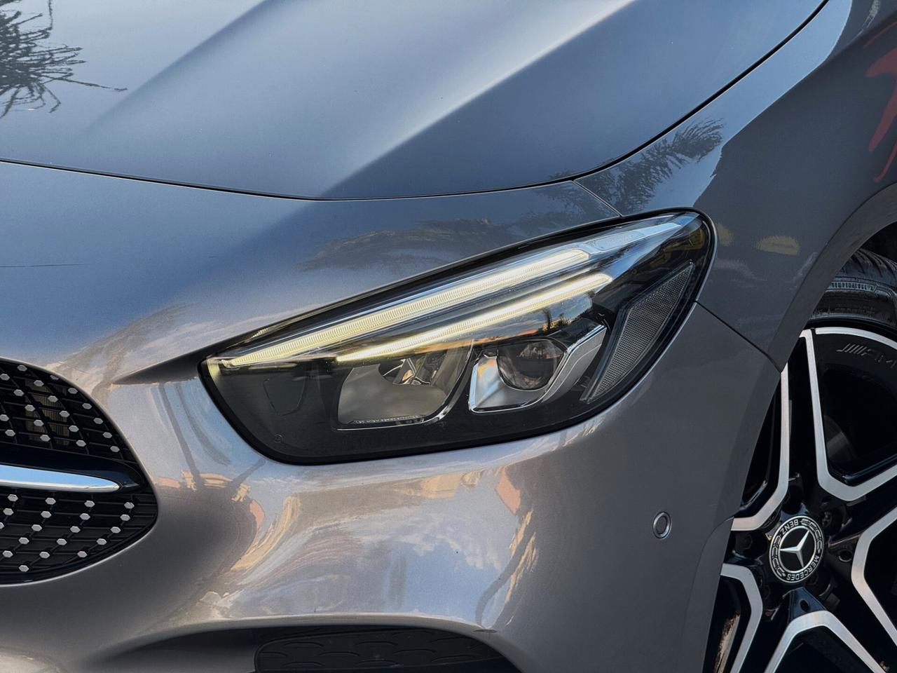 Mercedes-Benz B 180 d Premium AMG PACK LUCI