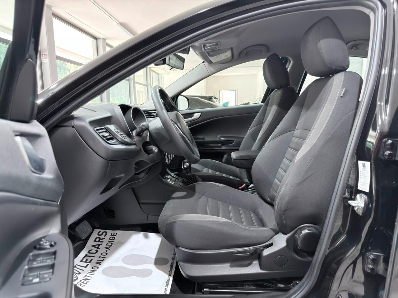 ALFA ROMEO GIULIETTA 1.6JTDm 120cv AUTOMATICA 2019