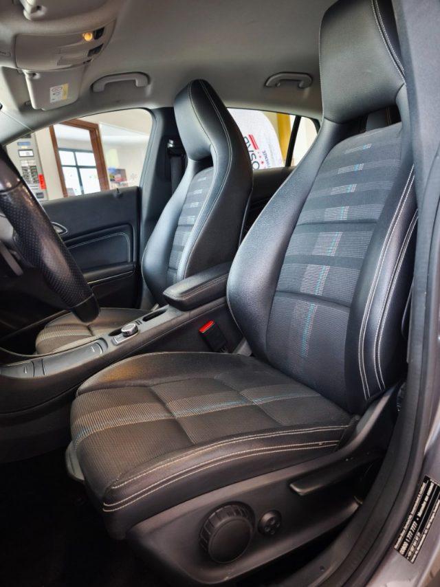 MERCEDES-BENZ CLA 200 d Shooting Brake Automatic Executive Lega Navi