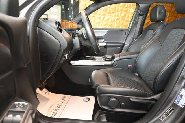 MERCEDES-BENZ GLB 200 AUTOMATIC SPORT 163CV NAVI LED 18"CAM GANCIO FULL!