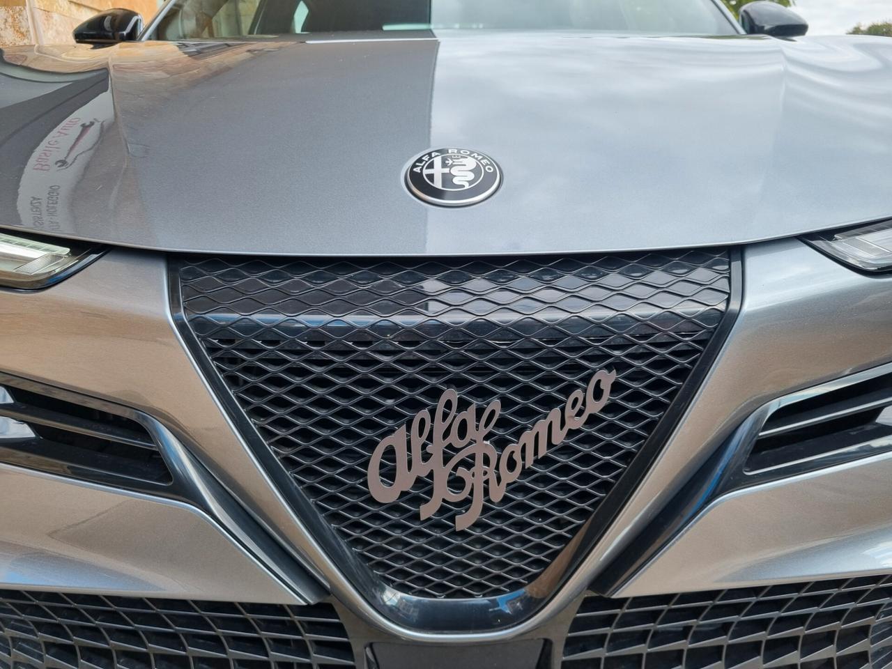 Alfa Romeo Junior 1.2 145 CV Hybrid eDCT6 Q4