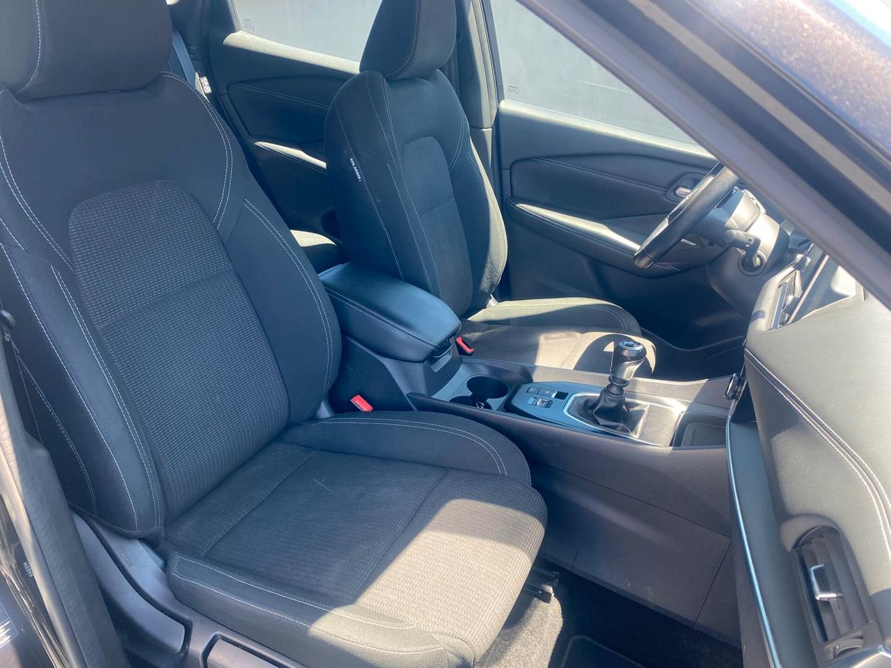 Nissan Qashqai MHEV 140 CV Business