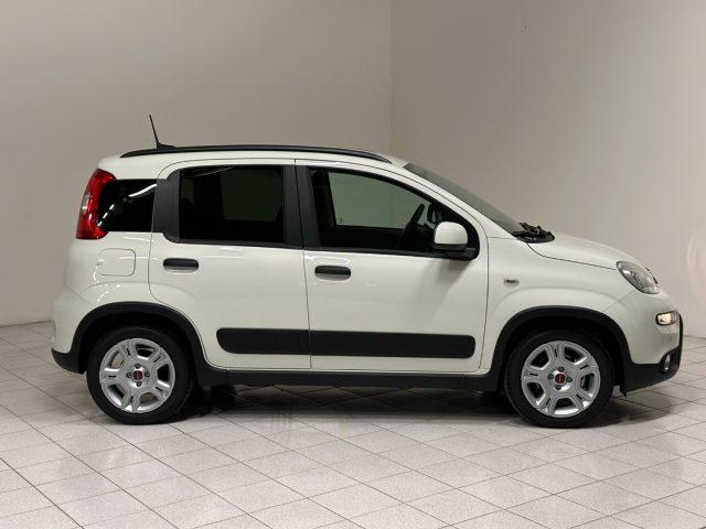 FIAT Panda 1.0 FireFly S&S Hybrid KM / 0 NEOPATENTATI