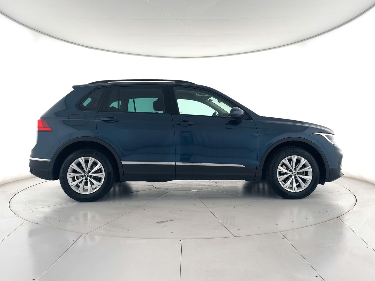 VOLKSWAGEN Tiguan 2.0 tdi Life 150cv dsg ACC+LED+C17"