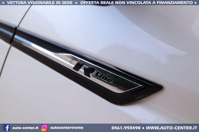 Volkswagen Touran 2.0 TDI DSG Executive R-LINE 7 POSTI RLINE