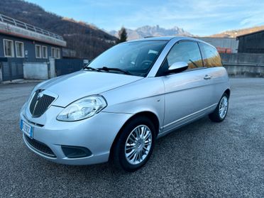Lancia Ypsilon 1.2 8V Argento 60cv