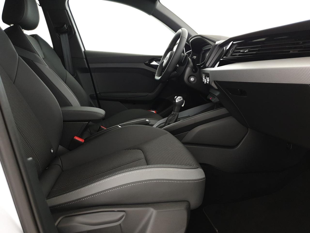 Sportback 35TFSI 150CV S tronic Identity Black