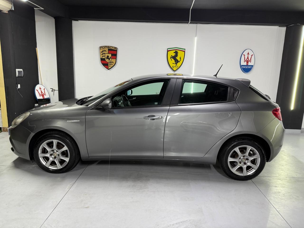 Alfa Romeo Giulietta 1.6 JTDm-2 105 CV Distinctive