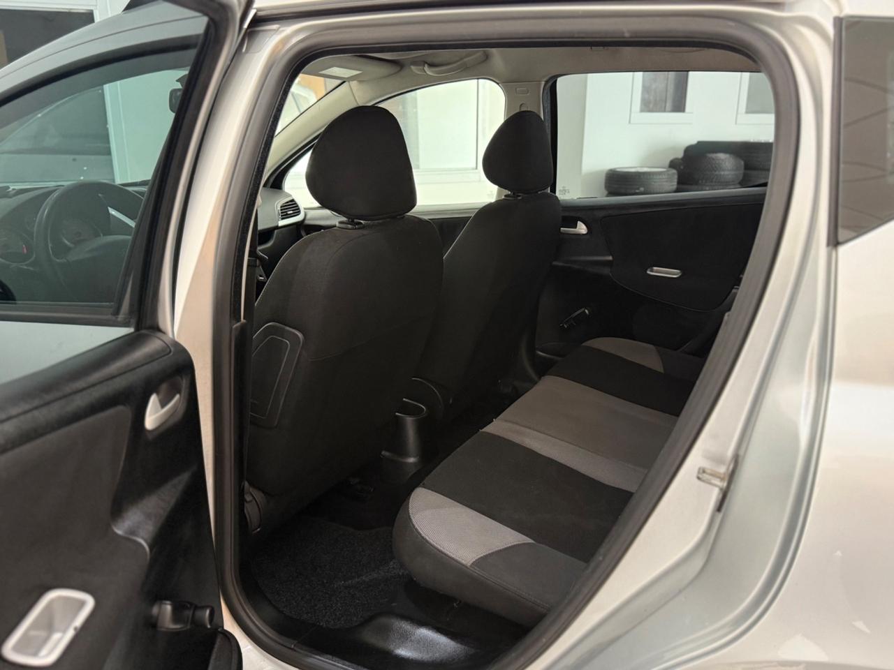 Peugeot 207 1.4 VTi 95CV SW XS Per Neopatentati