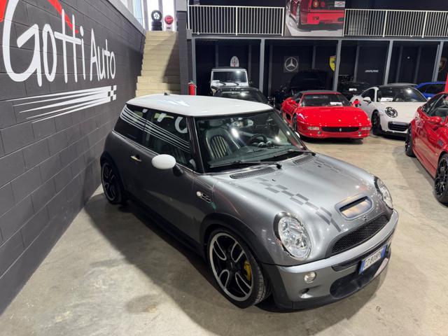 MINI Mini RIGOROSAMENTE MANUALE CARBONIO