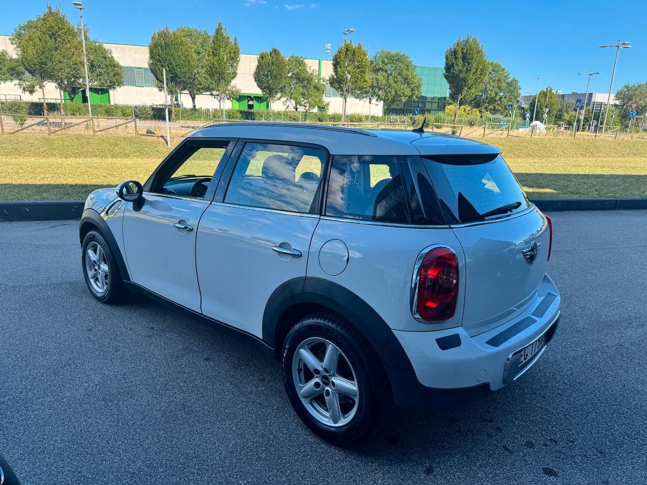 Mini Cooper D Countryman 1.6 Neopatentati
