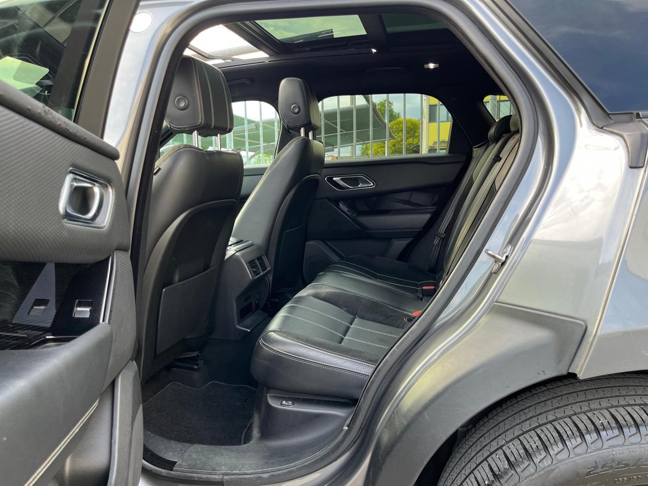 Land Rover Range Velar 2.0D I4 240 CV R-Dynamic