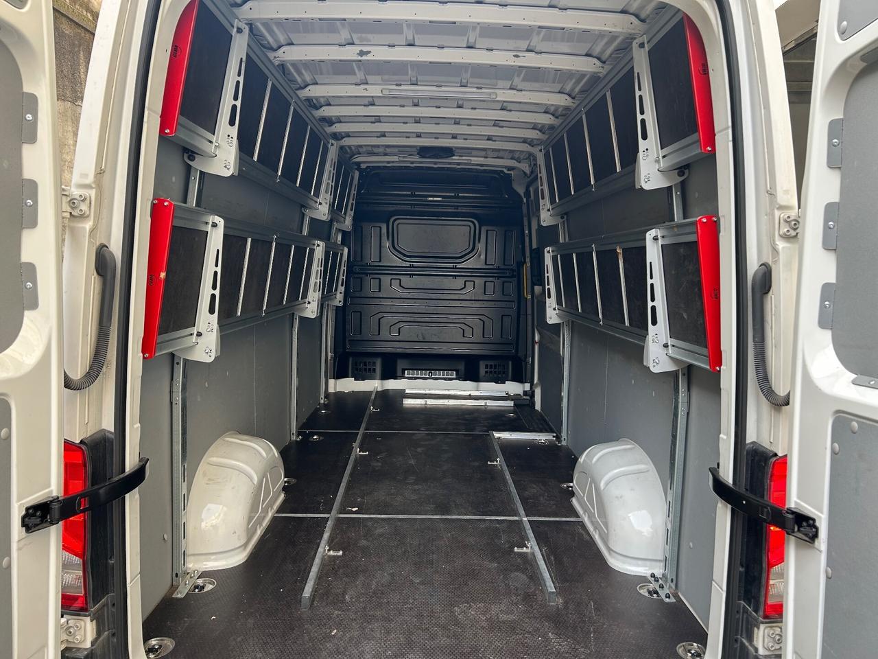 Volkswagen Crafter 35 2.0 BiTDI 177CV aut. PL-SL-TA Furgone Business