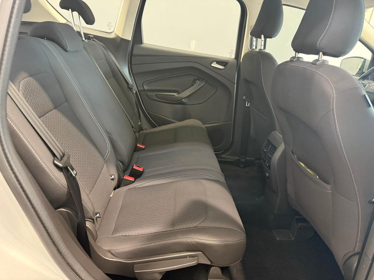 Ford Kuga 2.0 TDCI 120 CV S&S 2WD Business