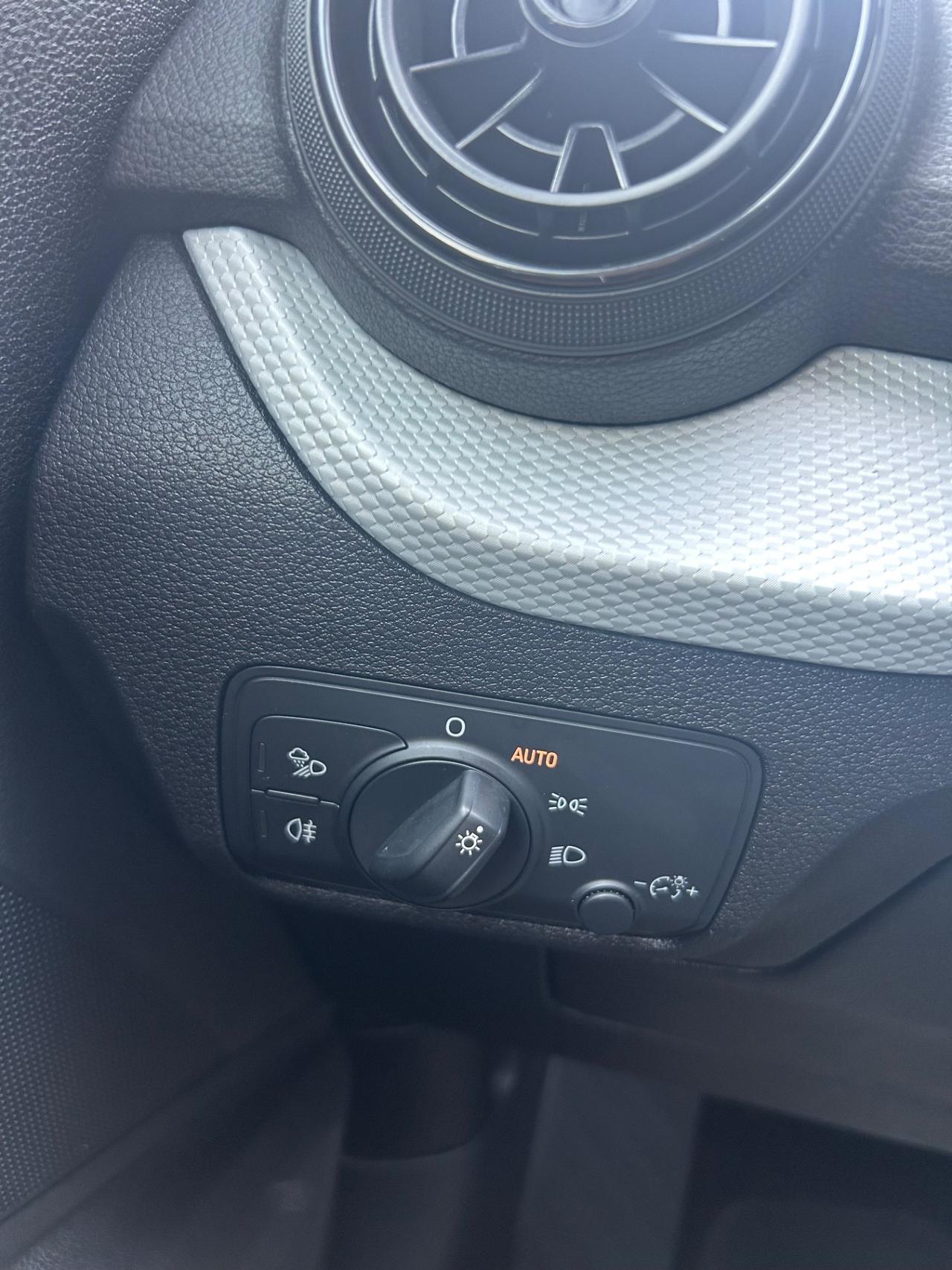 Audi Q2 1.4 TFSI SPORT S troni c