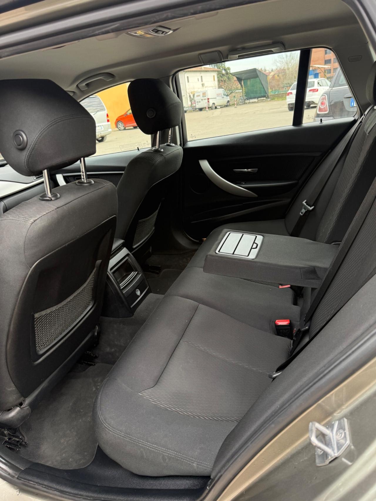 Bmw 318 318d Touring Msport Euro 6