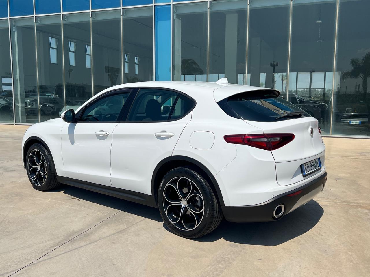 Alfa Romeo Stelvio 2.2 Turbodiesel 160 CV AT8 RWD Business