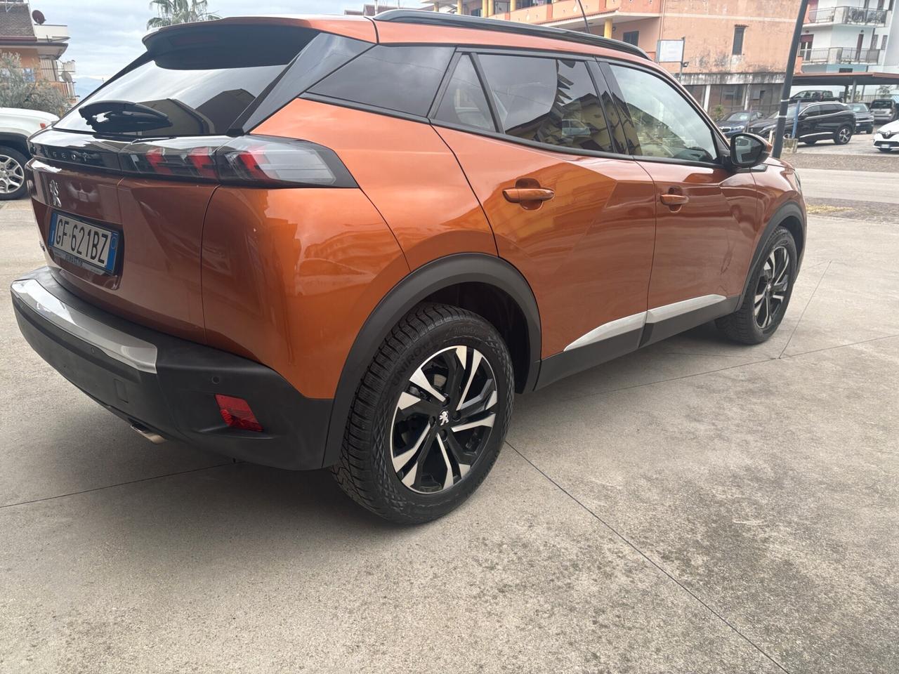 Peugeot 2008 BlueHDi EAT8 Allure - 2021